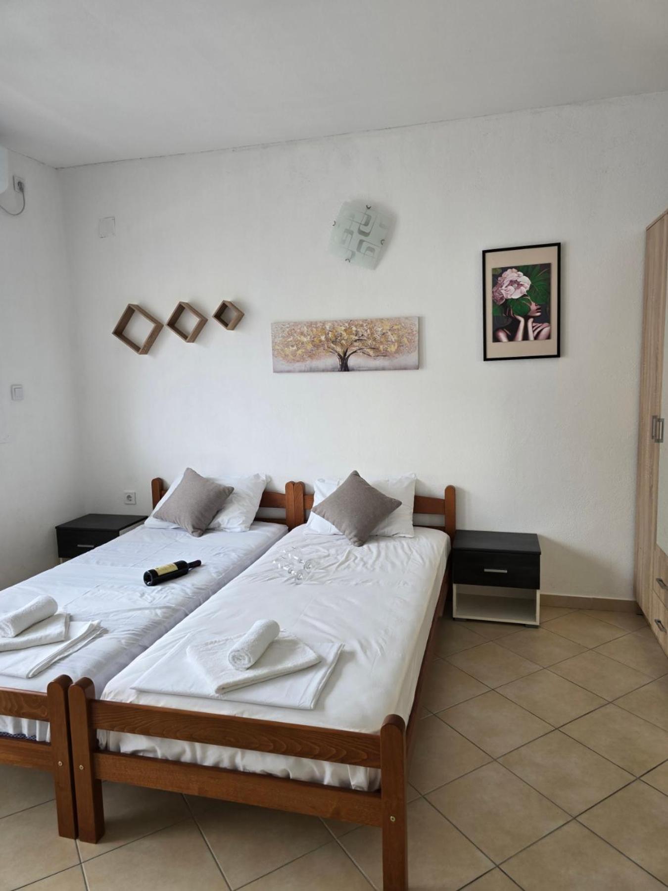 Jovanovic Apartment Tivat Exterior foto